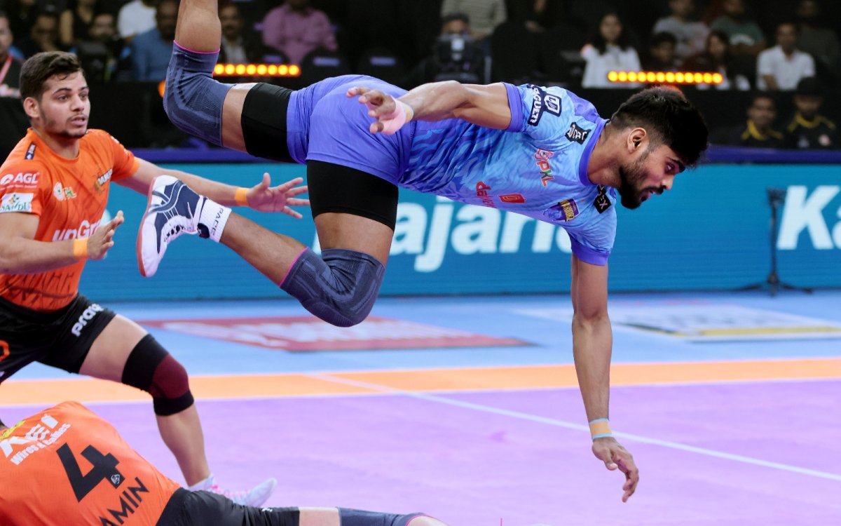 PKL 11: U Mumba clinch final playoff spot with win over Bengal Warriorz