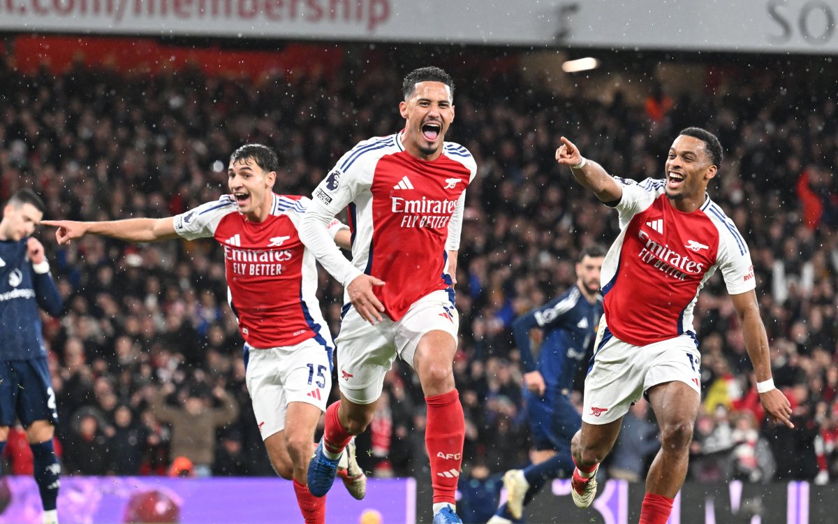 Premier League: Arsenal Beat Man Utd To Close Gap On Liverpool