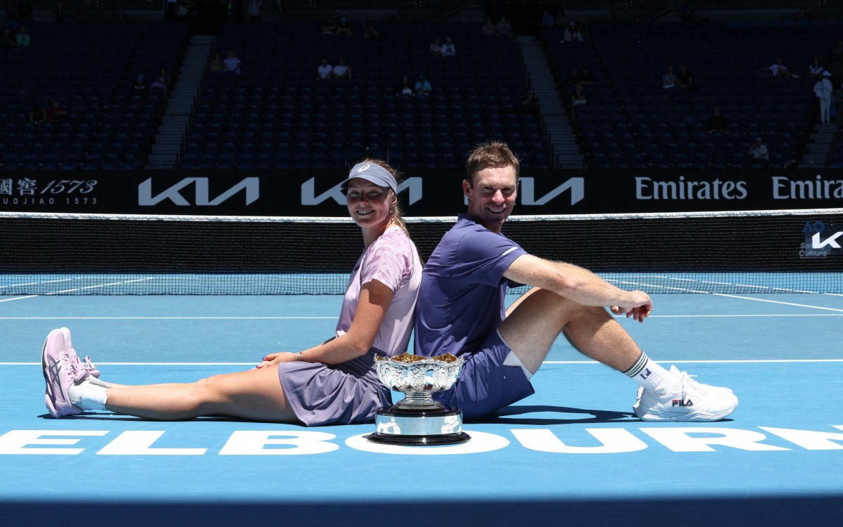 Aus Open: Australian wildcards Gadecki-Peers win mixed doubles title