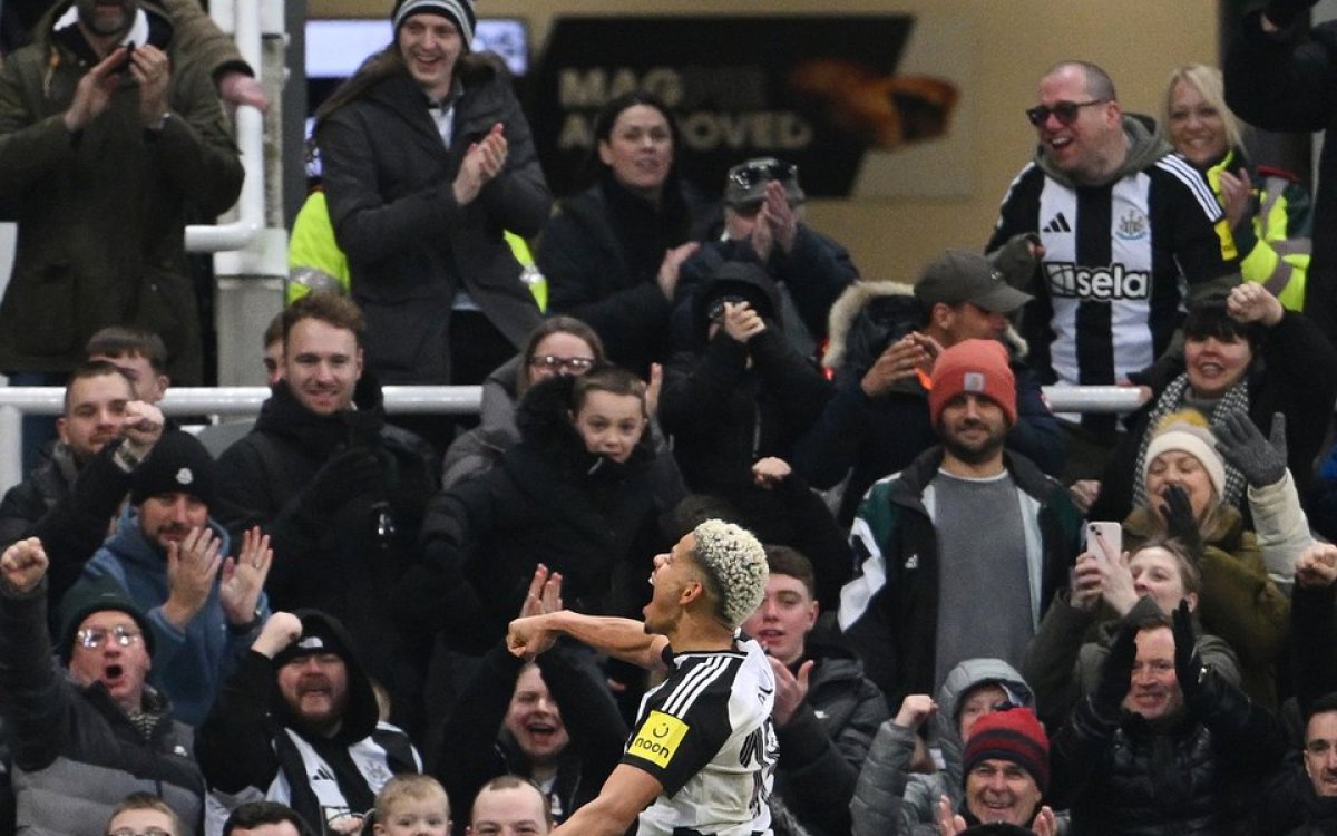 FA Cup: Newcastle Utd come back from behind to beat Bromley 3-1