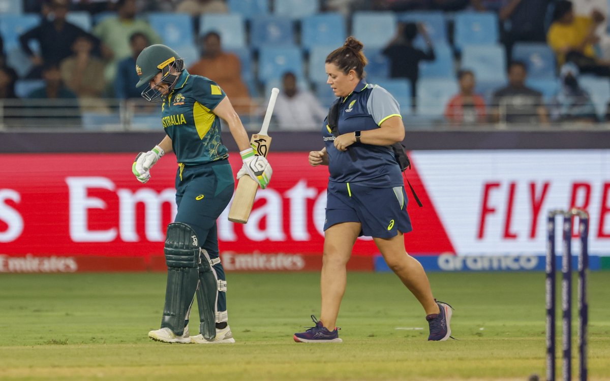 Healy In Doubt For Remainder Of Ashes After Foot Injury Rules Her Out Of First T20I