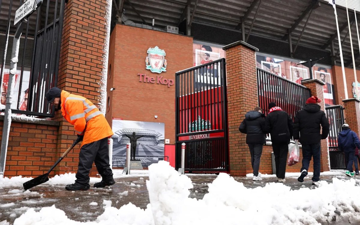 Liverpool vs Man Utd clash to go ahead amid severe weather warning