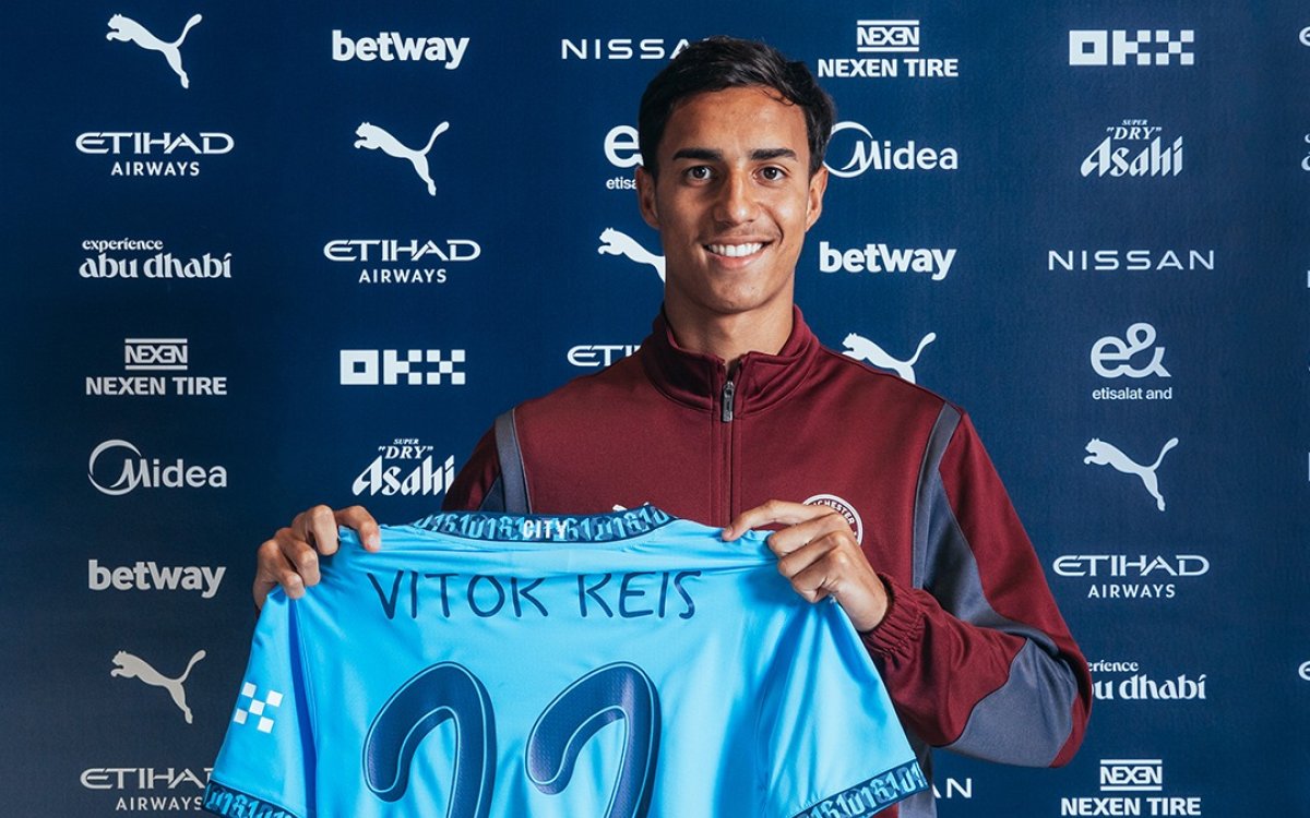 Man City Sign Vitor Reis From Palmeiras On Four-and-a-half-year Deal