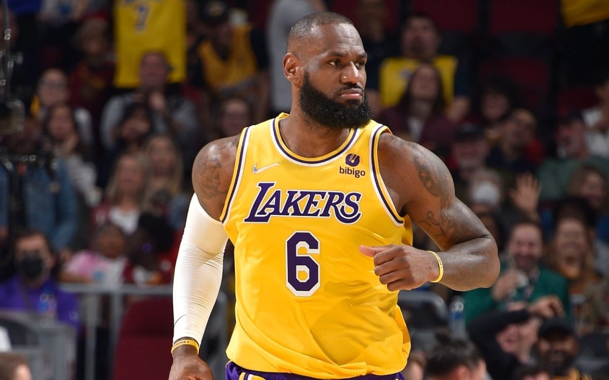 NBA: LeBron breaks Jordan’s record for most 30-point games