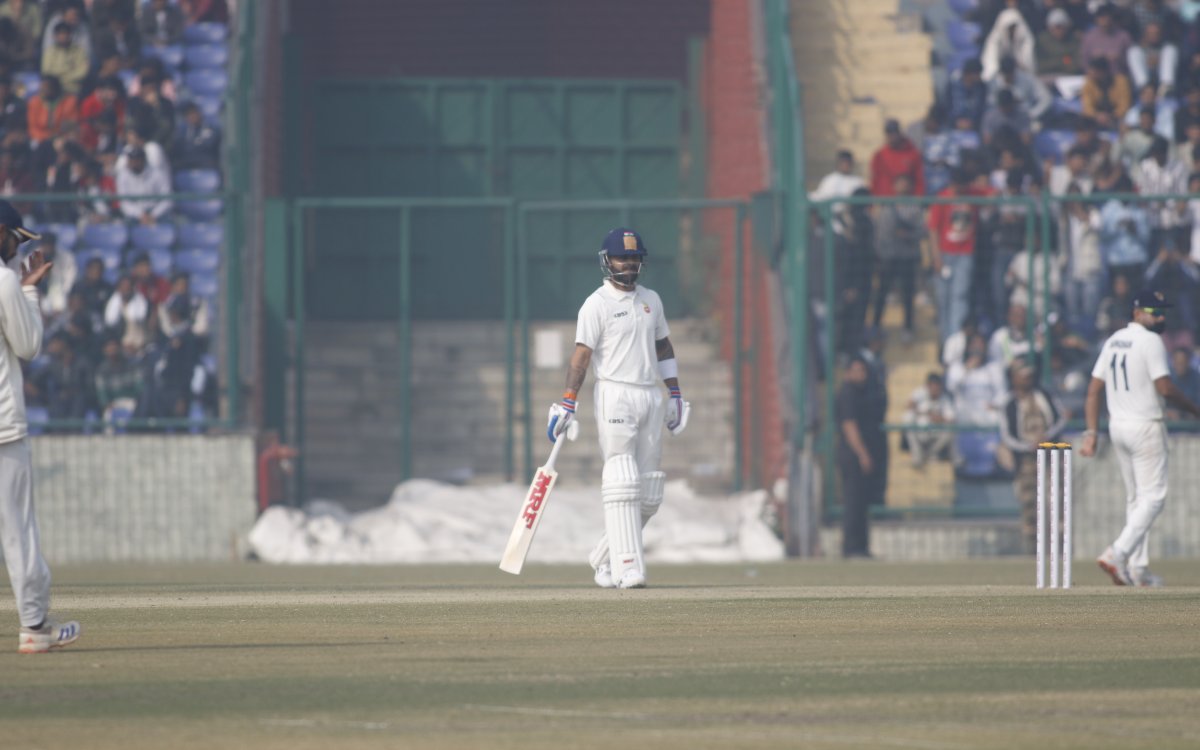 Ranji Trophy: Ardent Delhi fans’ hopes dashed as Kohli is bowled for six on homecoming