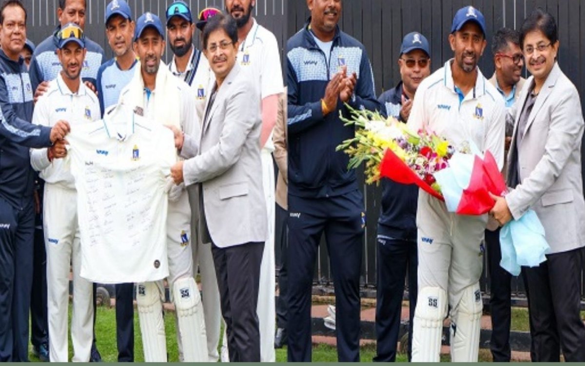 Ranji Trophy: Wriddhiman Saha receives guard of honour in his final First-Class match