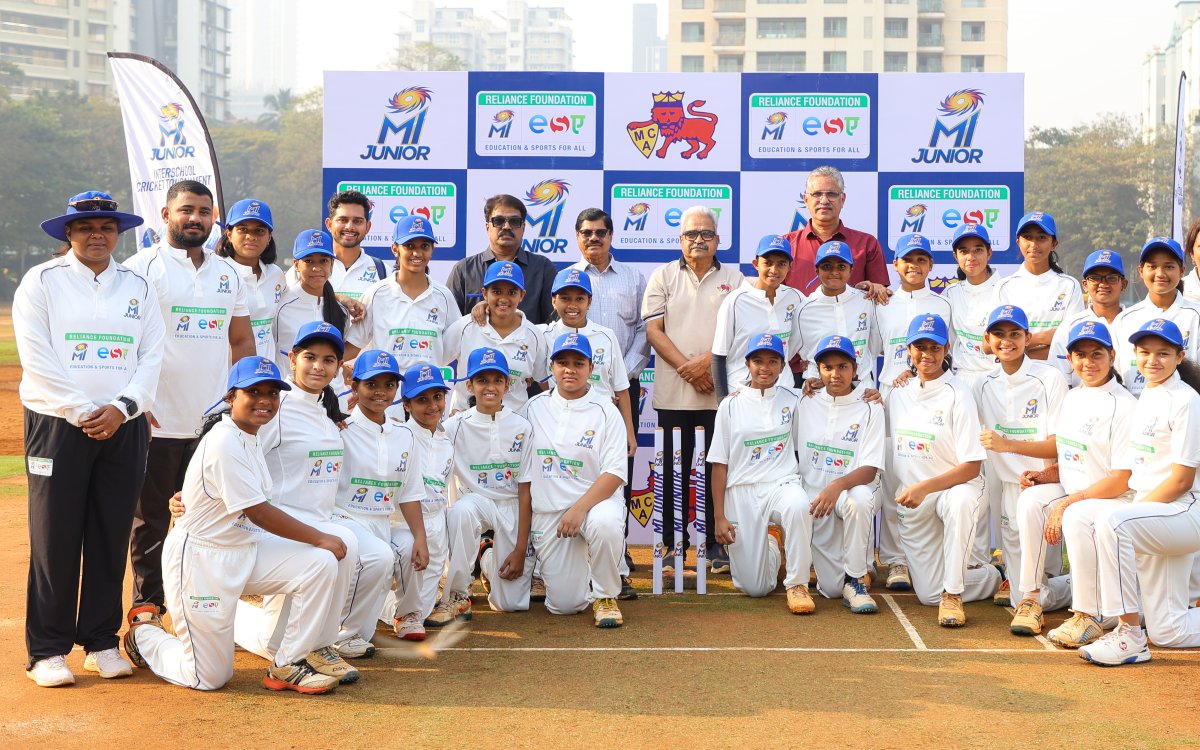 Shardashram make a winning star on opening day of MI Junior Season 5