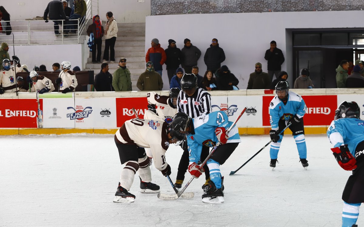 Strong start by Changla Blasters, Sham Wolves in Ice Hockey League Season 2