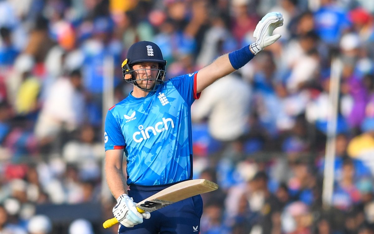 2nd ODI: Root and Duckett smash fifties, Livingstone hits 41 as England post 304