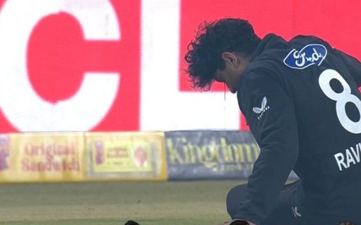 Floodlights in Lahore blamed as Rachin Ravindra suffers head injury in tri-series match