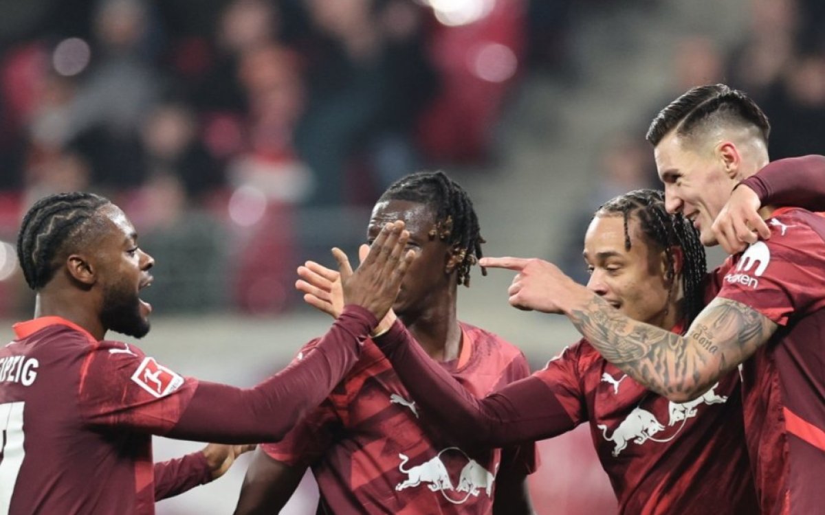 Leipzig hold off St. Pauli in Bundesliga