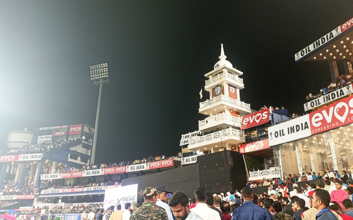 Odisha Govt Seeks  detail Explanation  From OCA Over Floodlight Malfunction At Barabati Stadium