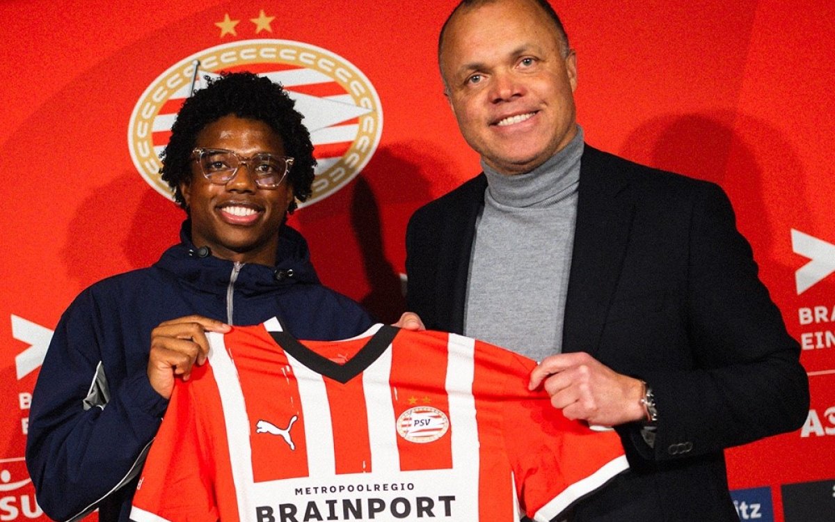 PSV Eindhoven Sign Tyrell Malacia On Loan From Manchester United