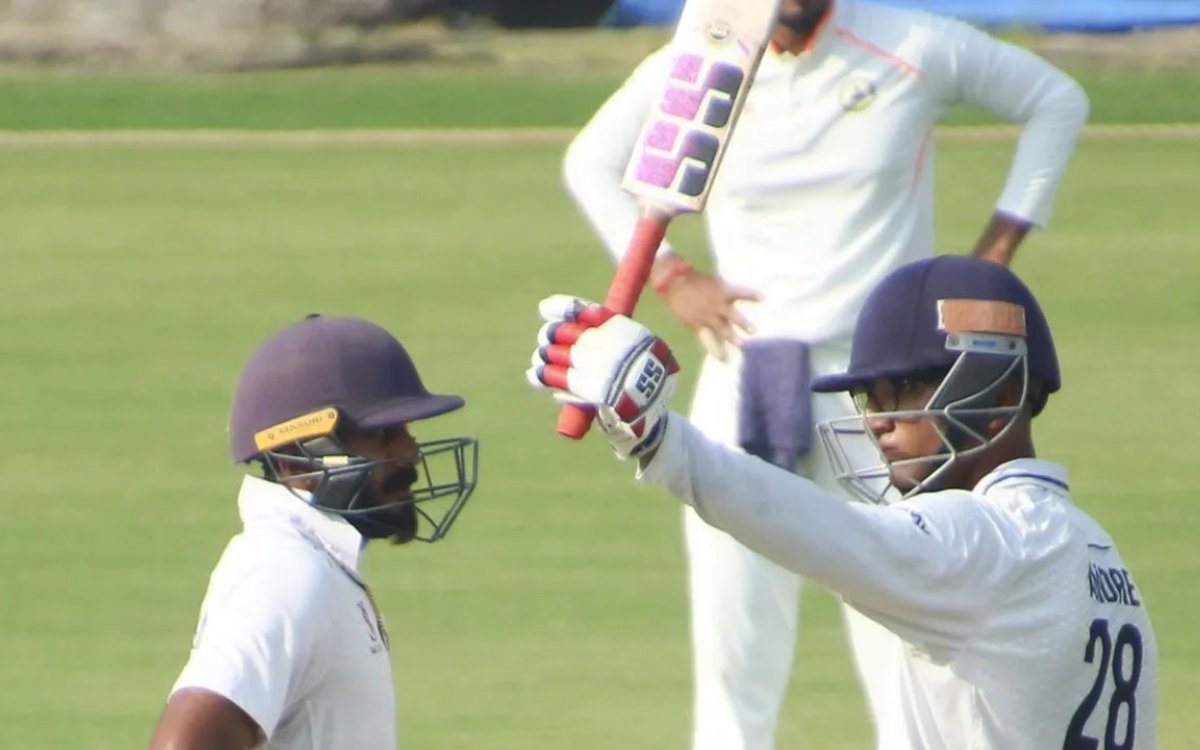 Ranji Trophy: Rathod, Wadkar frustrate Mumbai after top-order wobble