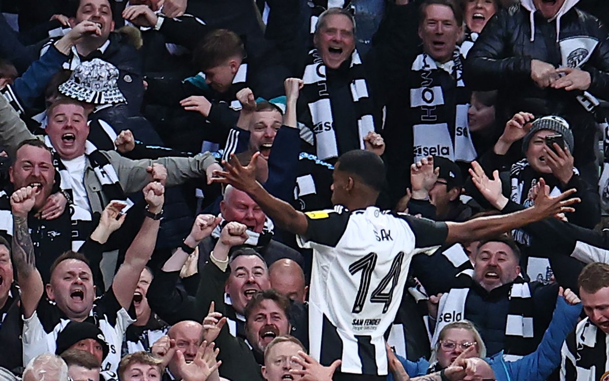 Carabao Cup Final: Newcastle United Defeat Liverpool 2-1 To Win First Major Domestic Trophy Since 1955