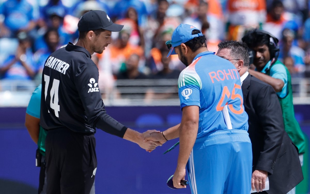 Champions Trophy: Chakaravarthy, Mitchell come in as NZ opt to bowl first against India