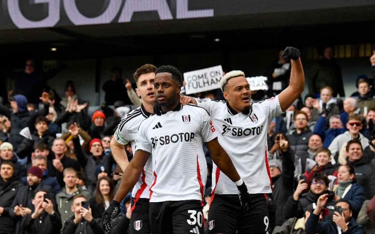 Premier League: Tottenham's league woes continue with two-goal defeat against Fulham